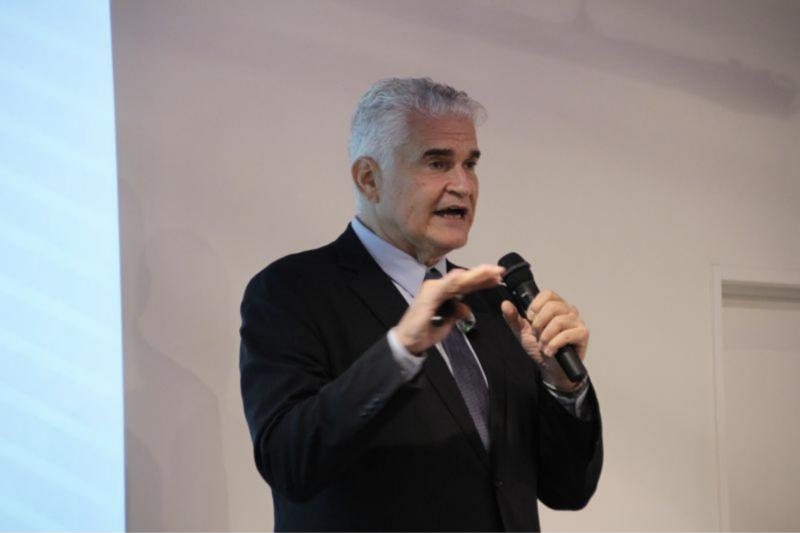 Andrew Economos speaking at Yokohama Deep Tech Global Bridge 2026
